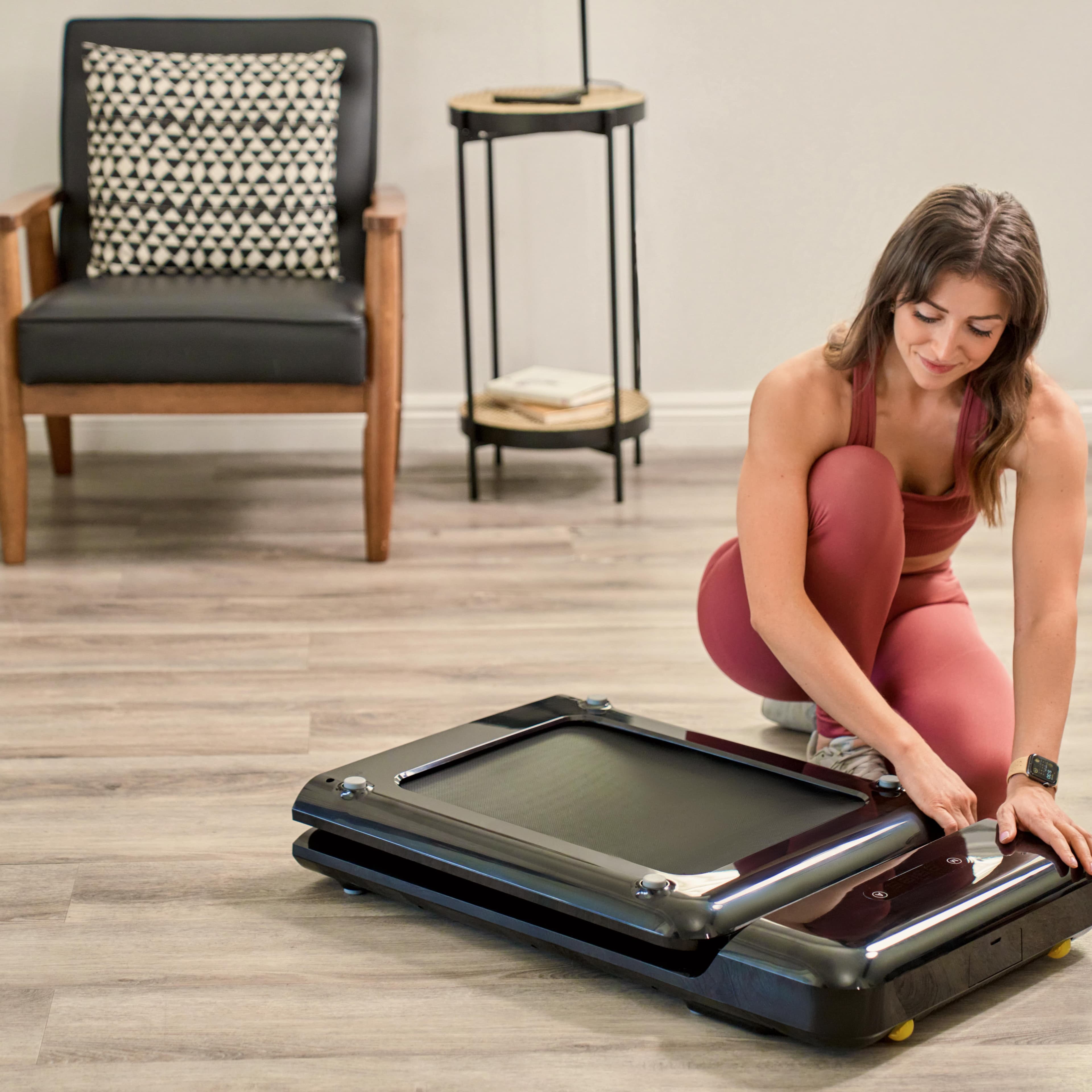 Kingsmith Smart Foldable Walking Pad C2 with max. speed 6km/h, with 1HP brushless motor Black Color EU - 5