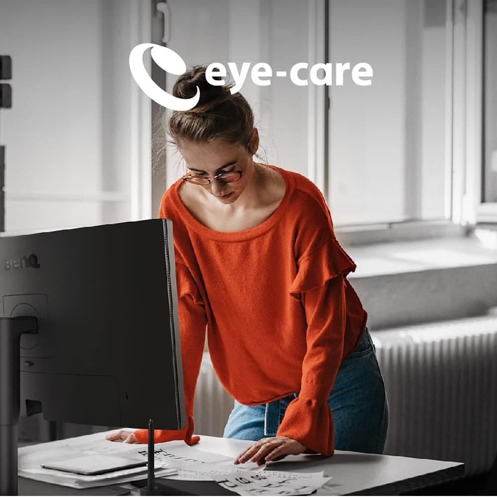 BenQ PD3205U 32 inch 3840 x 2160 4K Designer Monitor, UHD, sRGB, Rec.709,sRGB, HDR10, IPS,USB-C (65W),USB Hub, AQCOLOR, Factory-Calibrated, CAD/CAM Mode,Hotkey Puck G2, KVM, Ergonmic, ICC Sync (Grey) - 3